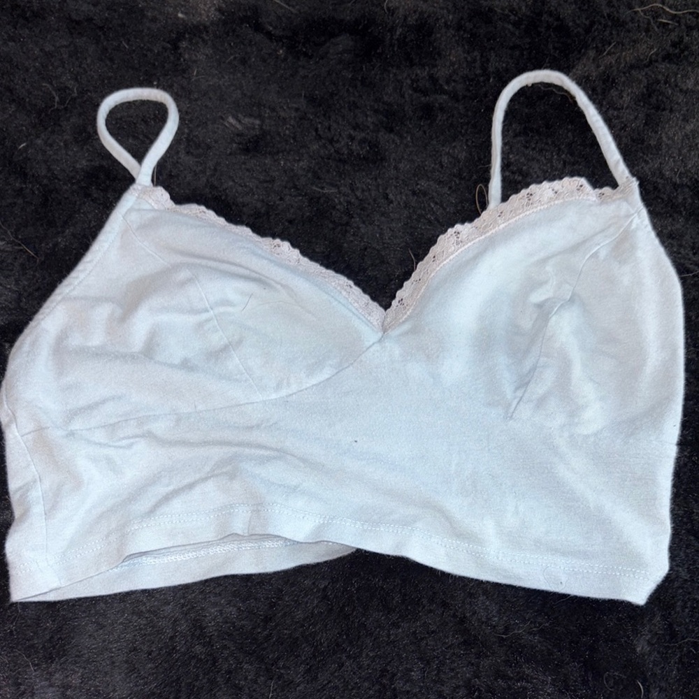 Stylish Blue Crop Top with V-Neck and Adjustable Straps